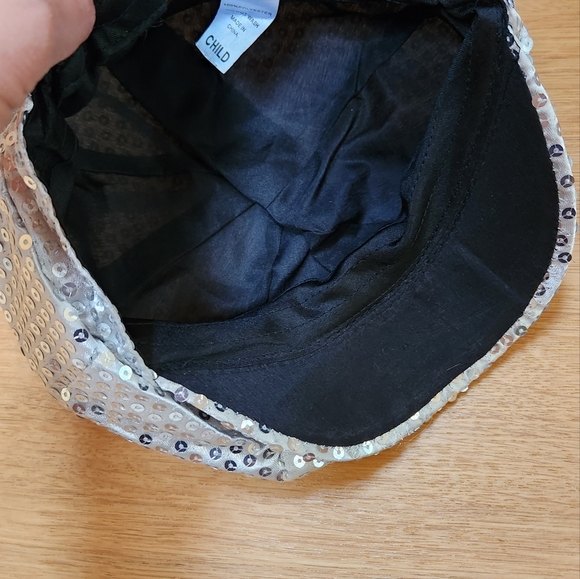 Silver Sequin Newsboy Hat -Child -NEW! - Picture 3 of 6